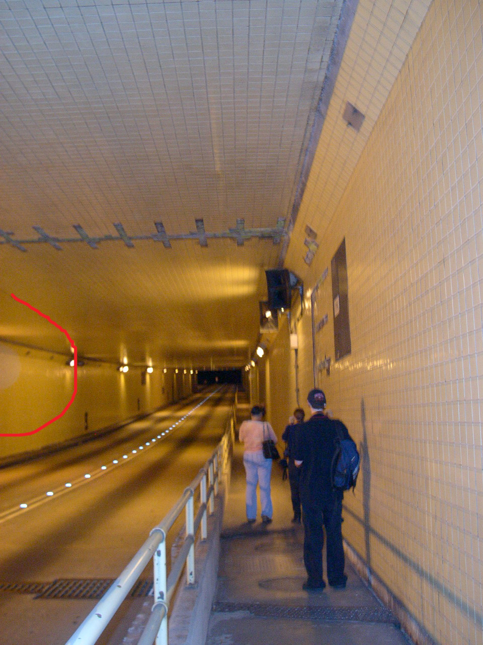 tunnel11.jpg