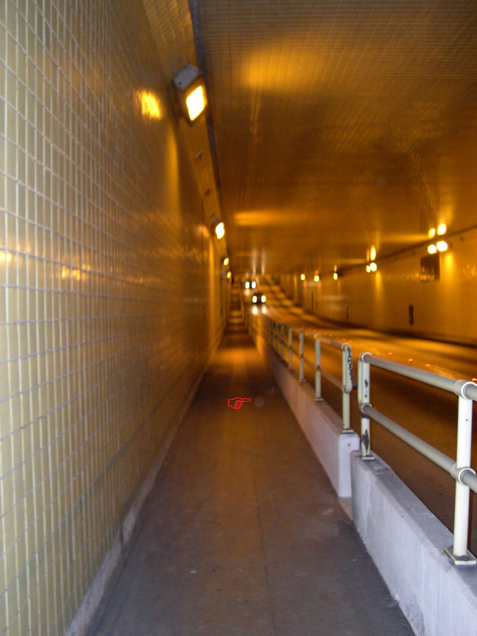 tunnel6.jpg